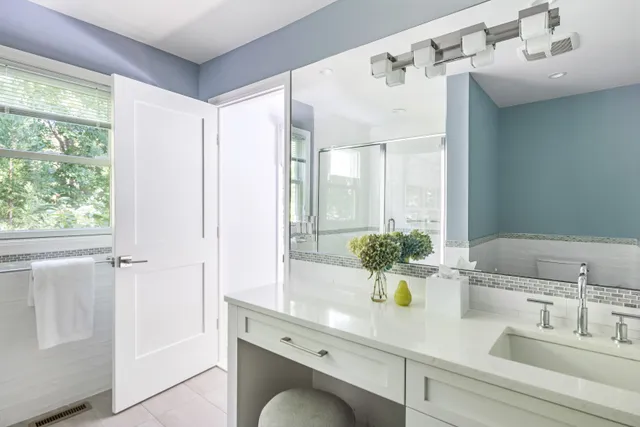 $22,000 | 77 3 Mile Harbor Drive, East Hampton, NY 11937