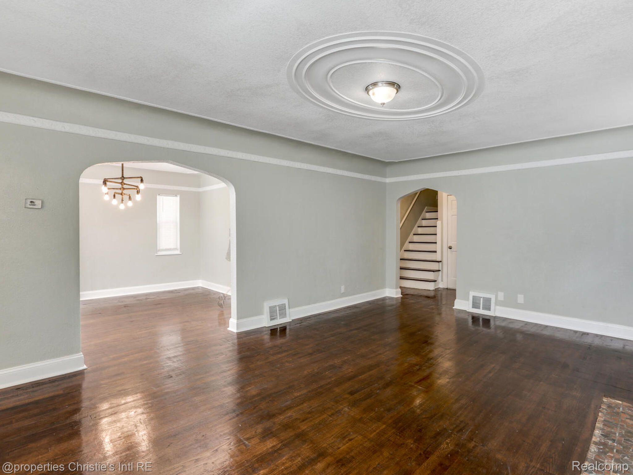 5920 Yorkshire Road Detroit, MI 48224 - Photo 3 of 22 Gallery Image 3