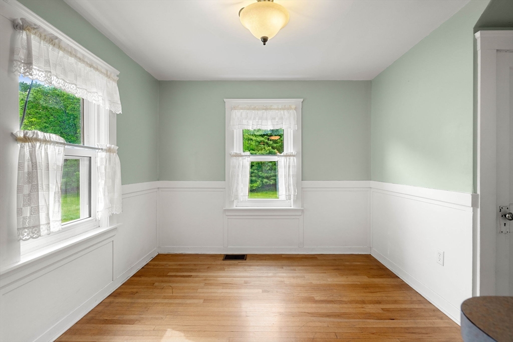 116 Killam Hill Road Boxford, MA 01921 - Photo 6 of 37