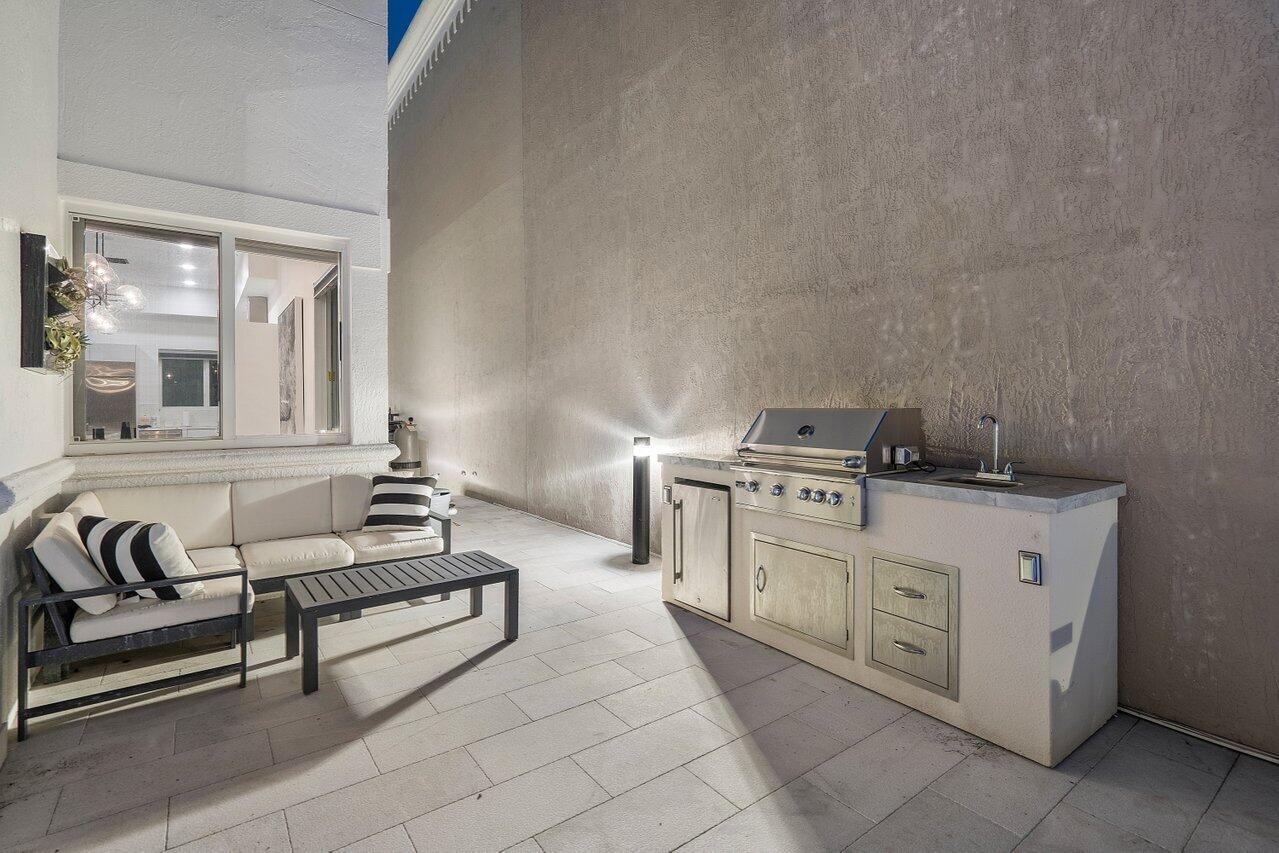 350 East Royal Palm Road Boca Raton, FL 33432 - Photo 44 of 61 072-350EastRoyalPalmRoad-BocaRaton-FL-33