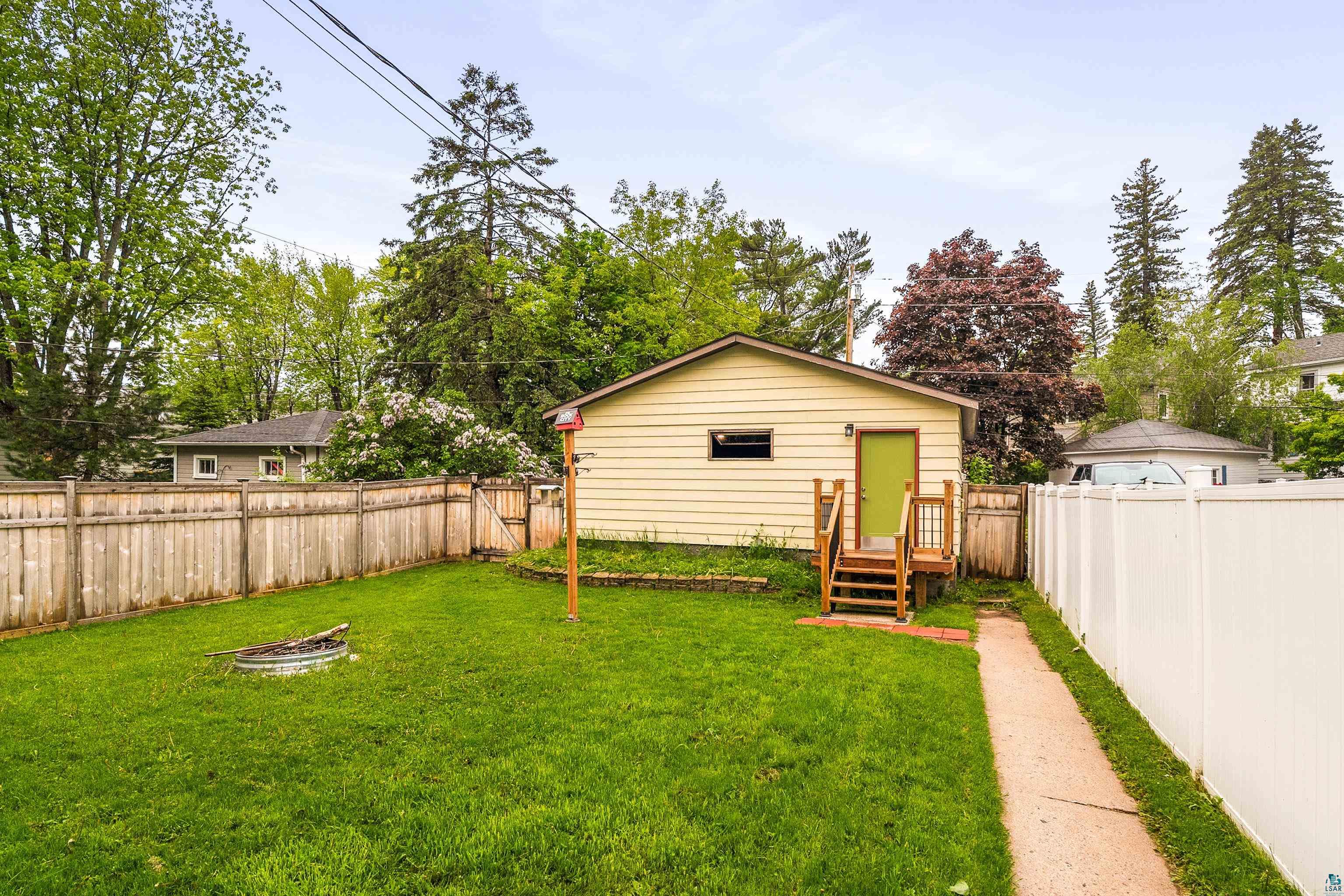 2001 East 9th Street Duluth, MN 55812 - Photo 27 of 29