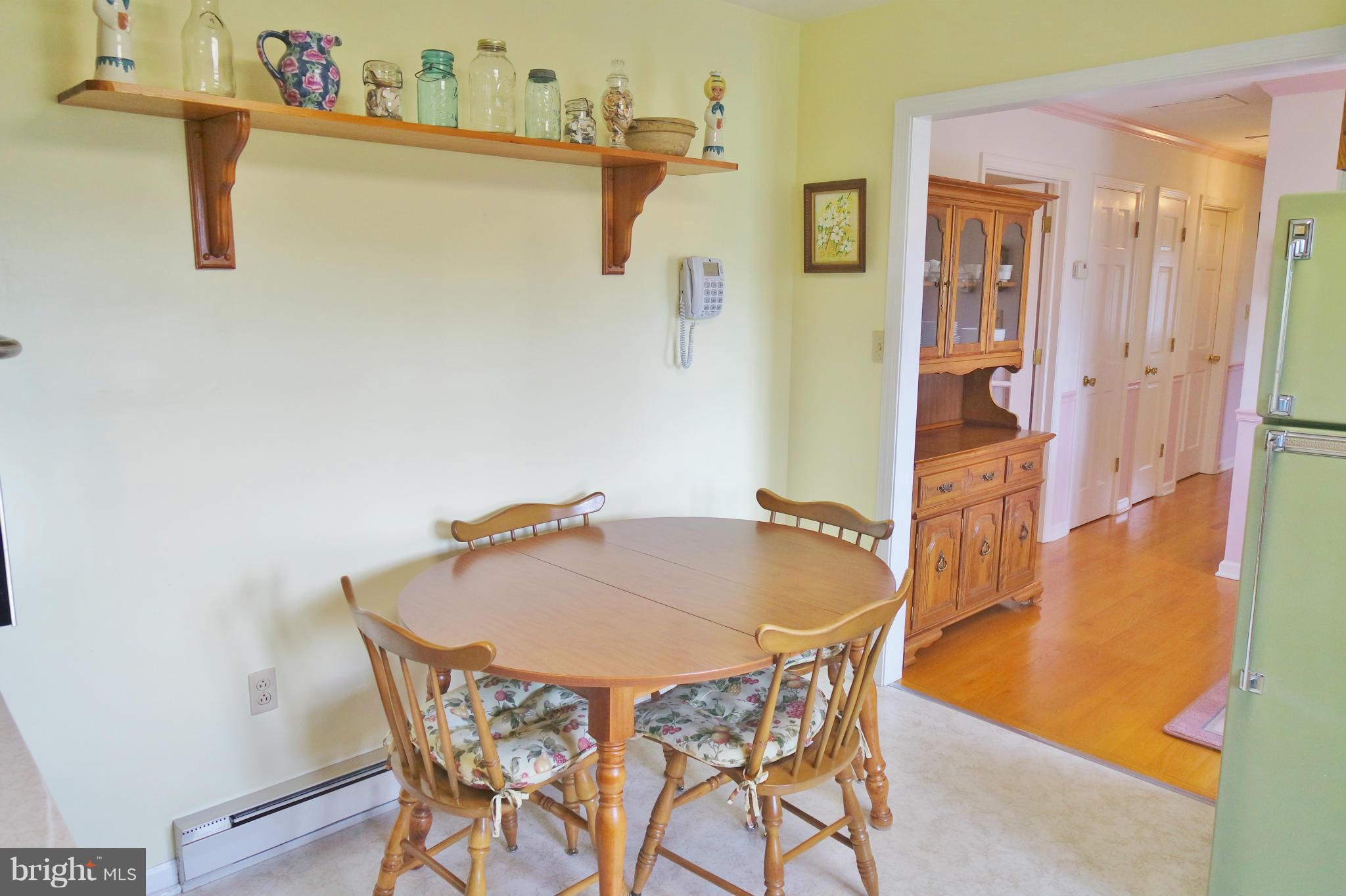 301 Palmyra Road Edinburg, VA 22824 - Photo 16 of 30 Kitchen - Eat In Dining