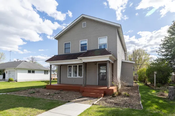 $204,900 | 273 Elm Street South, Prescott, WI 54021