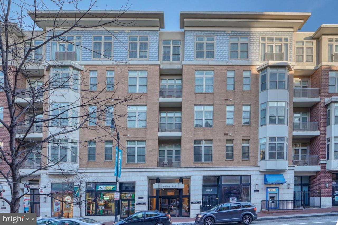 1209 North Charles Street, Unit 309 Baltimore, MD 21201 - Photo 3 of 11 front view of an buildings