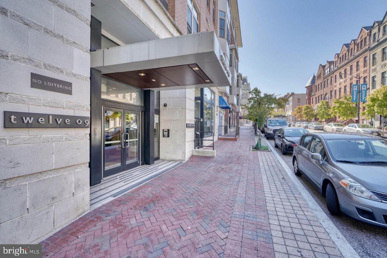 1209 North Charles Street, Unit 309 Baltimore, MD 21201 - Photo 5 of 11 a view of a city