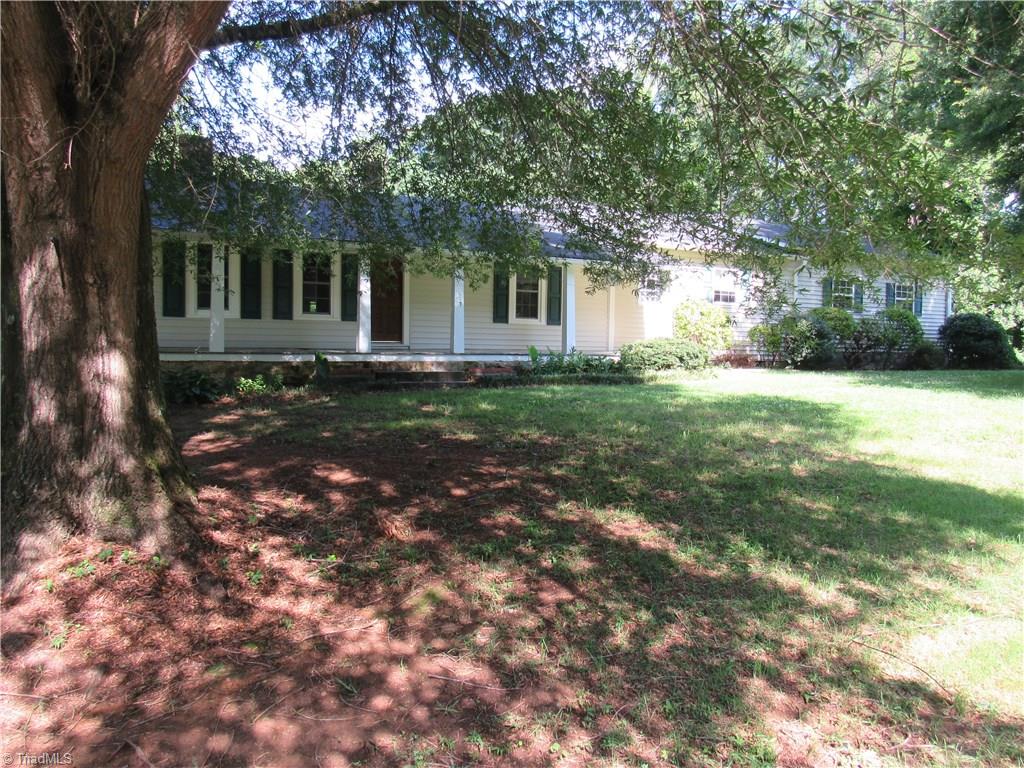 1770 Robertson Ridge Road King, NC 27021 - Photo 5 of 30