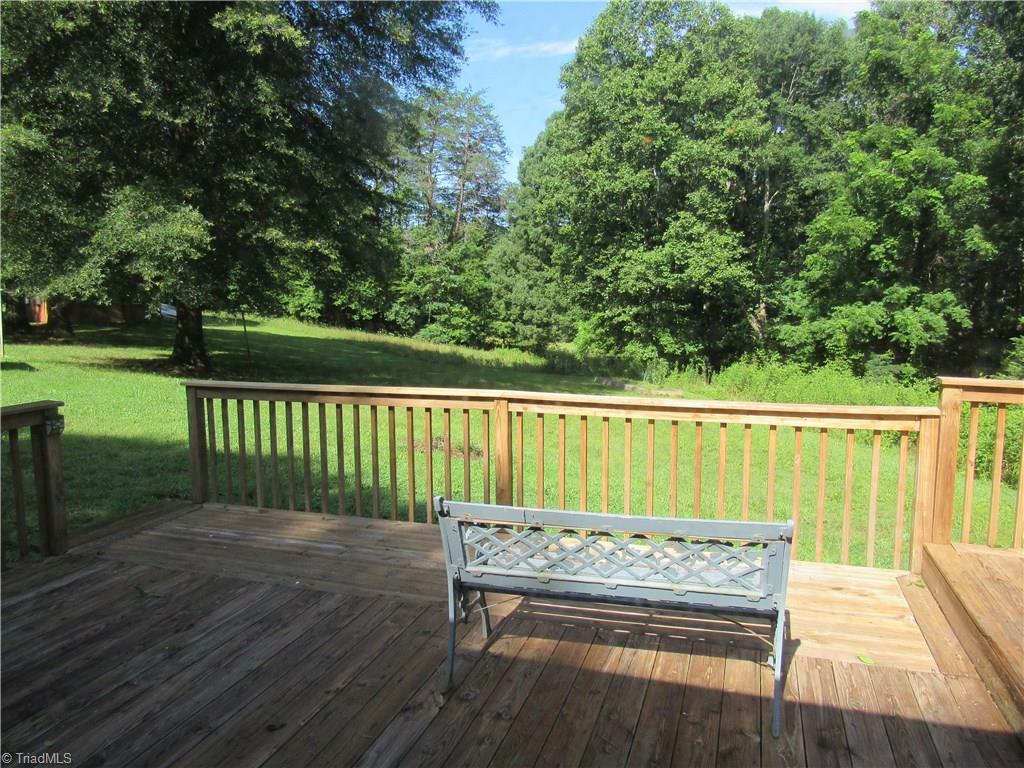 1770 Robertson Ridge Road King, NC 27021 - Photo 9 of 30