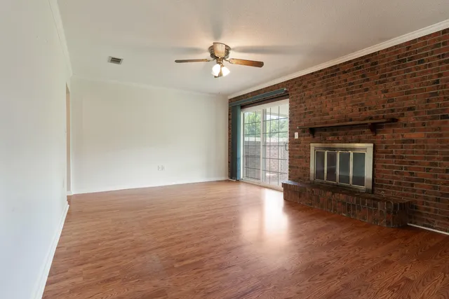 $389,000 | 310 Jonquil Avenue Northwest, Fort Walton Beach, FL 32548