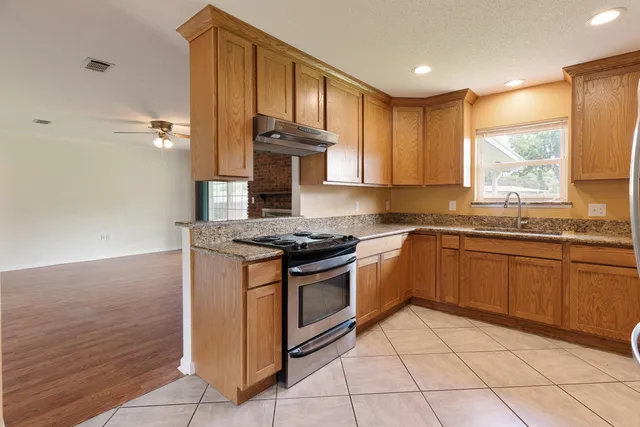 $389,000 | 310 Jonquil Avenue Northwest, Fort Walton Beach, FL 32548