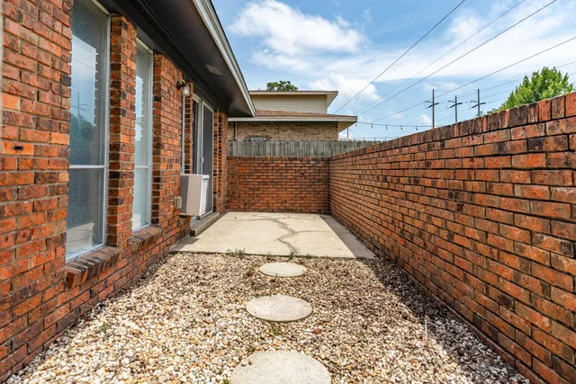 $389,000 | 310 Jonquil Avenue Northwest, Fort Walton Beach, FL 32548