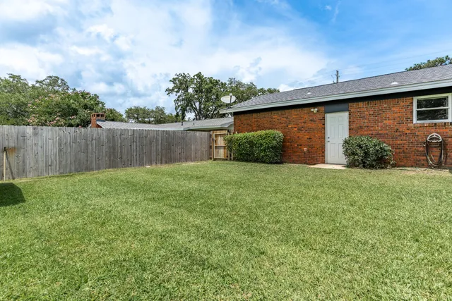 $389,000 | 310 Jonquil Avenue Northwest, Fort Walton Beach, FL 32548