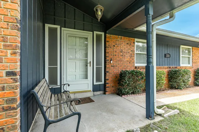 $389,000 | 310 Jonquil Avenue Northwest, Fort Walton Beach, FL 32548