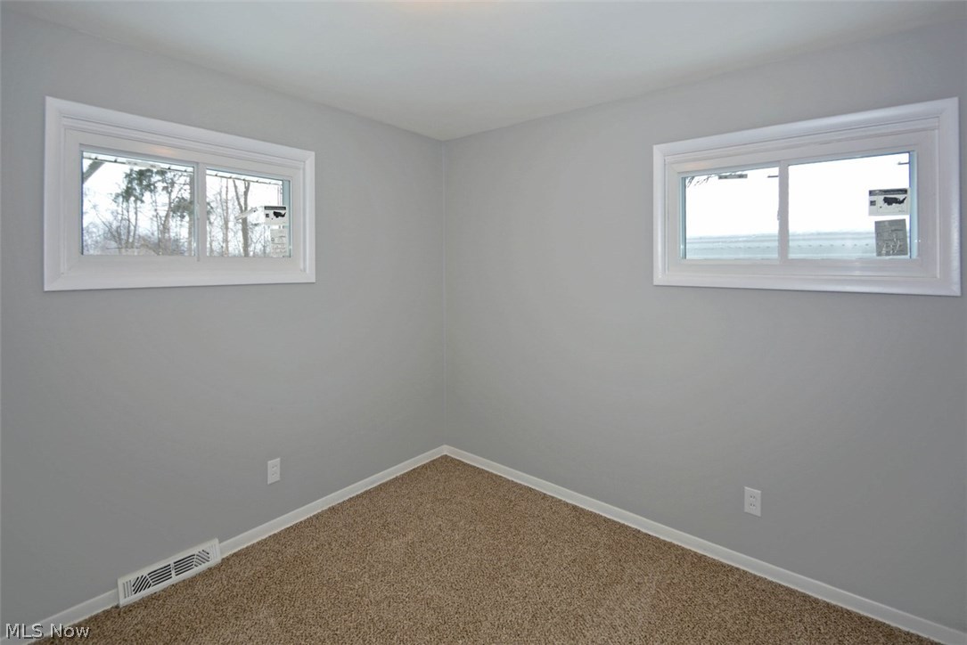 13160 Sprague Road Cleveland, OH 44130 - Photo 12 of 22 Gallery Image 12