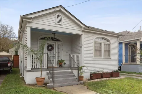 $385,000 | 2713 Dublin Street, New Orleans, LA 70118