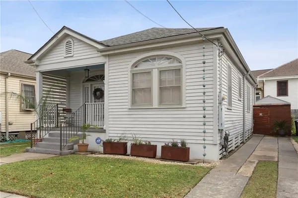 $385,000 | 2713 Dublin Street, New Orleans, LA 70118