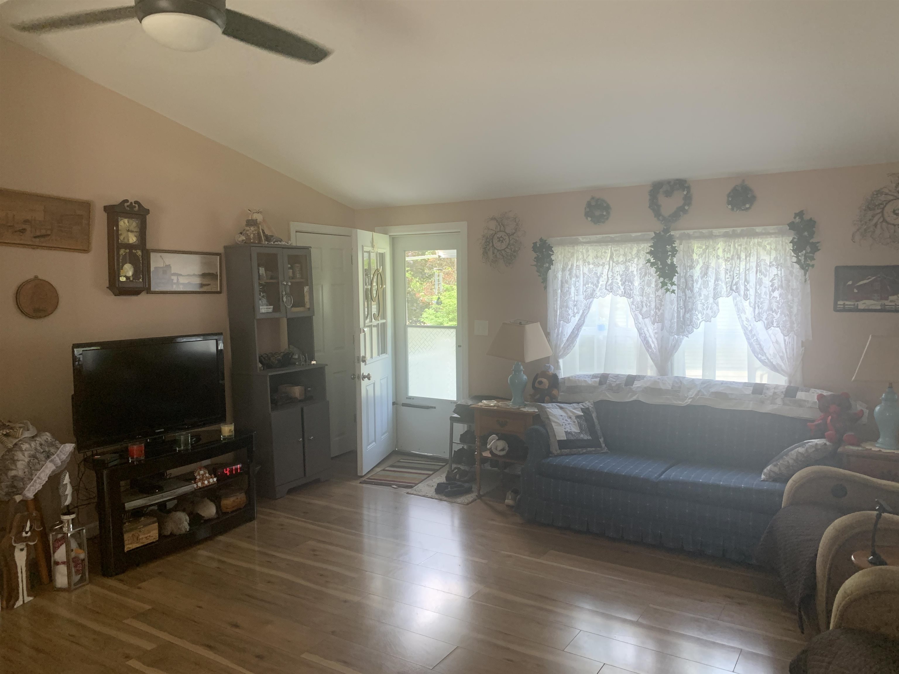 148 Daffodil Hill Lane Rochester, NH 03868 - Photo 17 of 32