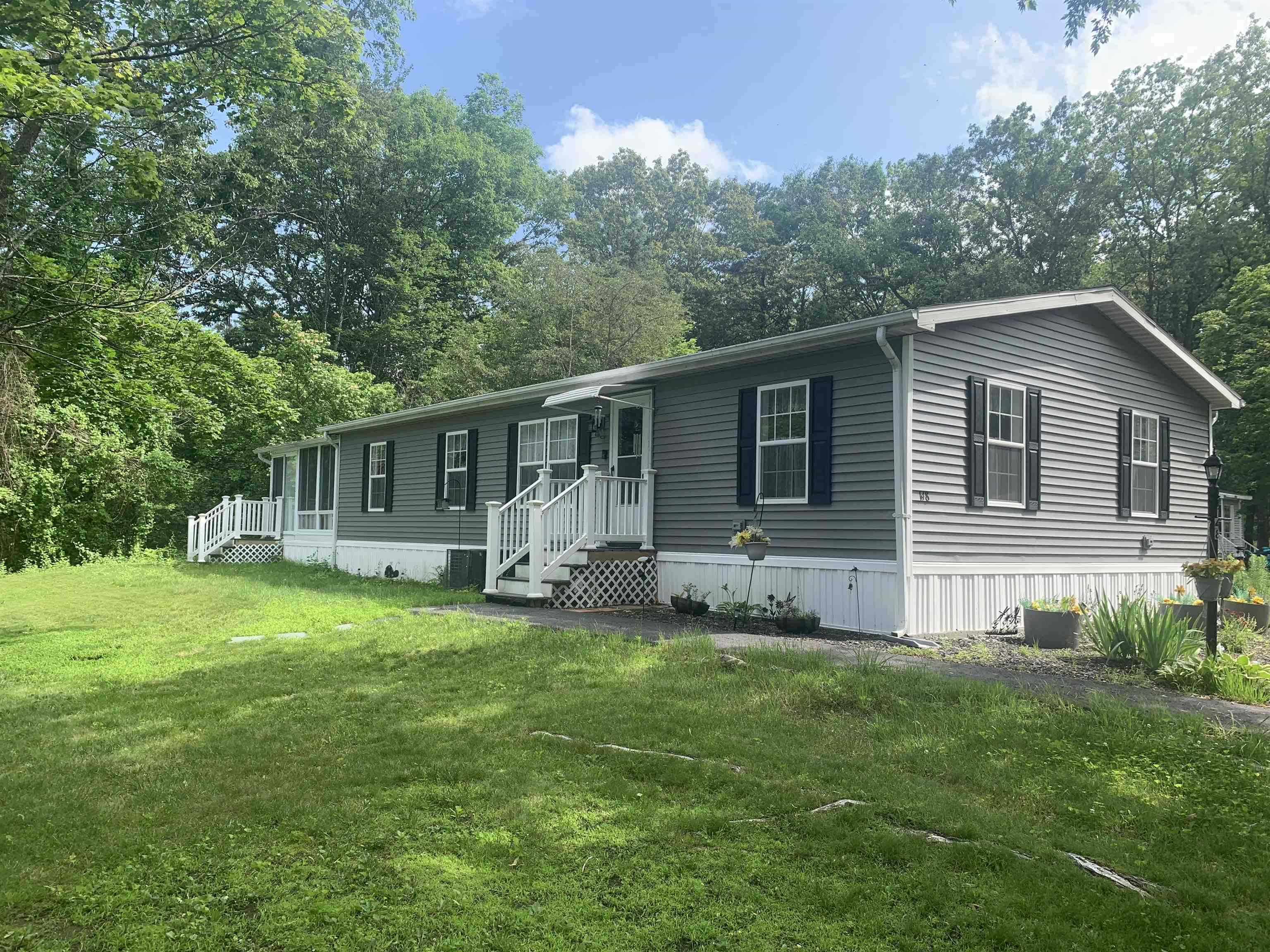 148 Daffodil Hill Lane Rochester, NH 03868 - Photo 4 of 32