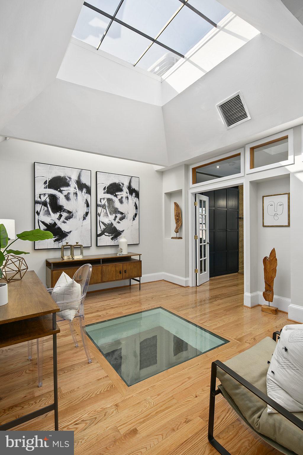 715 10th Street Northeast Washington, DC 20002 - Photo 20 of 49