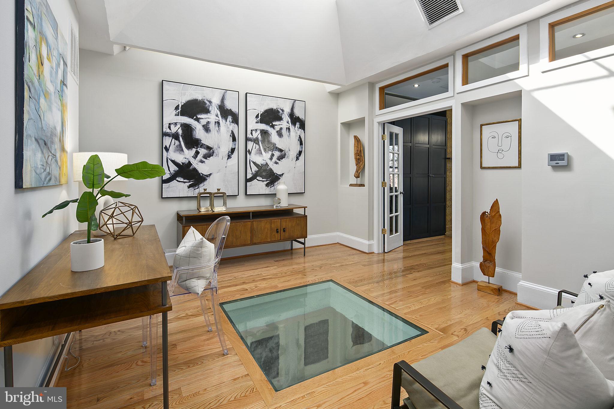 715 10th Street Northeast Washington, DC 20002 - Photo 21 of 49 Large living space w/ glass skylight to lower lvl