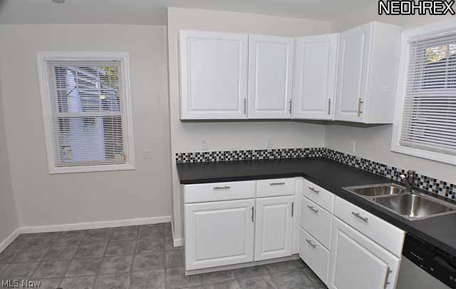 3848 Woodridge Road Cleveland Heights, OH 44121 - Photo 3 of 22