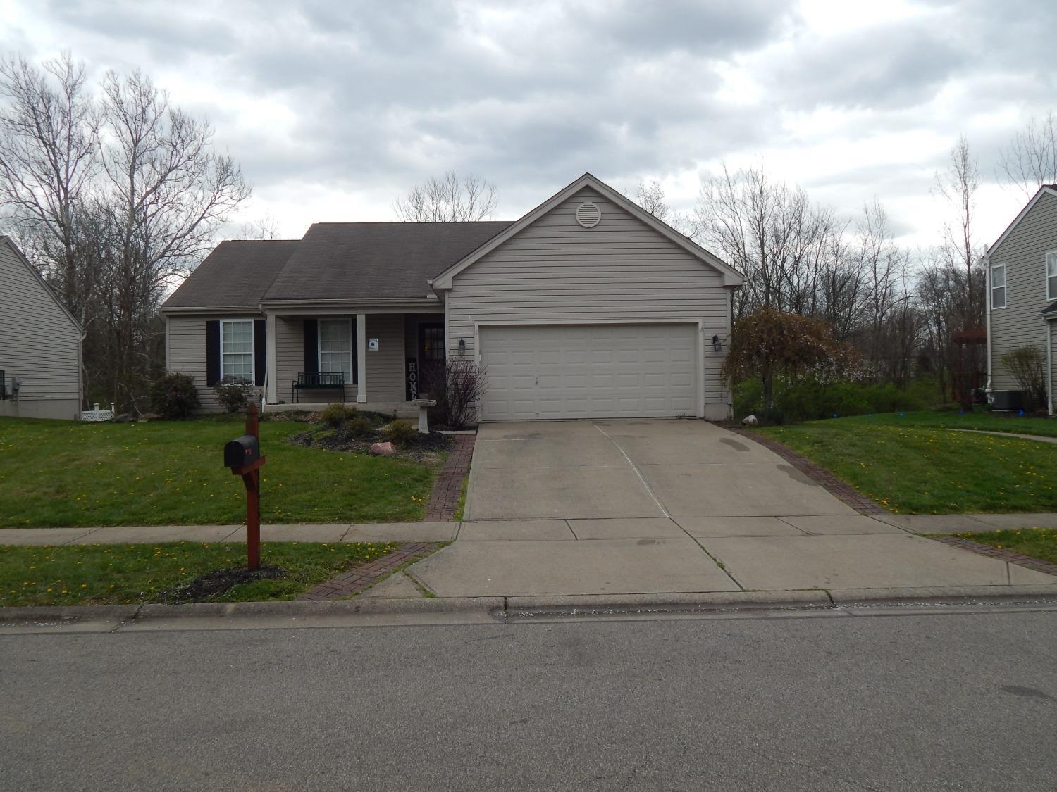 1575 Creekside Road Amelia, OH 45102 - Photo 2 of 33