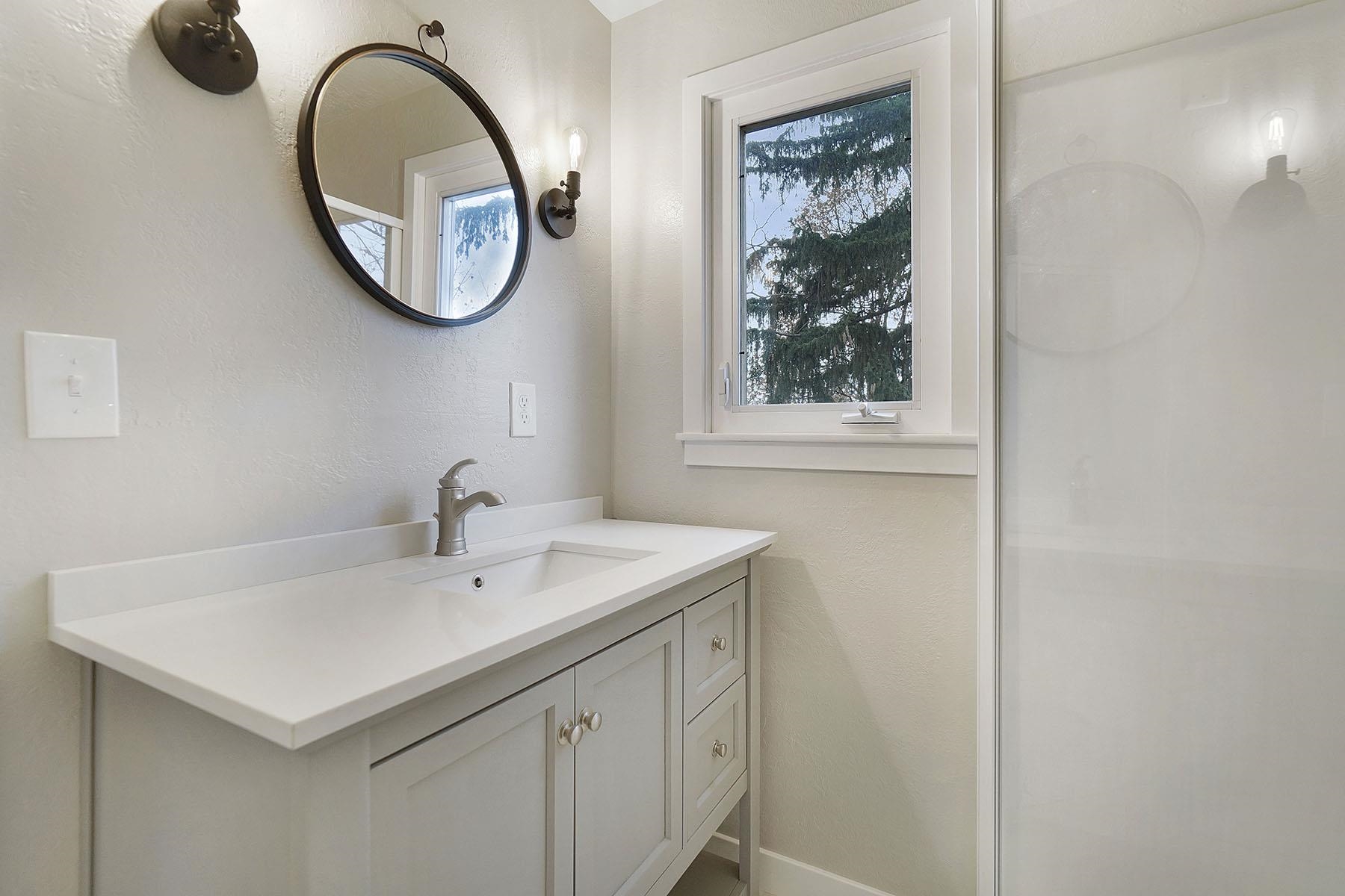 213 North Farr Road Spokane Valley, WA 99206 - Photo 23 of 34