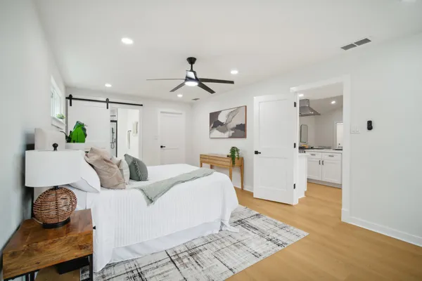 $3,750 | 10219 Rutland Village West, Austin, TX 78758