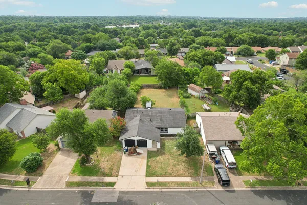 $3,750 | 10219 Rutland Village West, Austin, TX 78758
