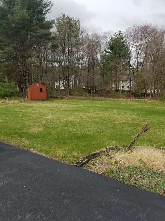 529 Cooper Road Northbridge, MA 01534 - Photo 3 of 14