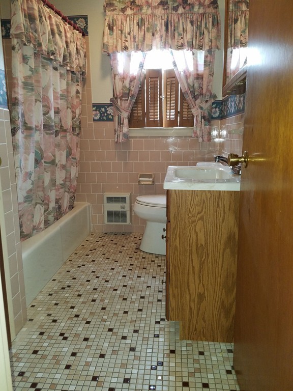 529 Cooper Road Northbridge, MA 01534 - Photo 7 of 14