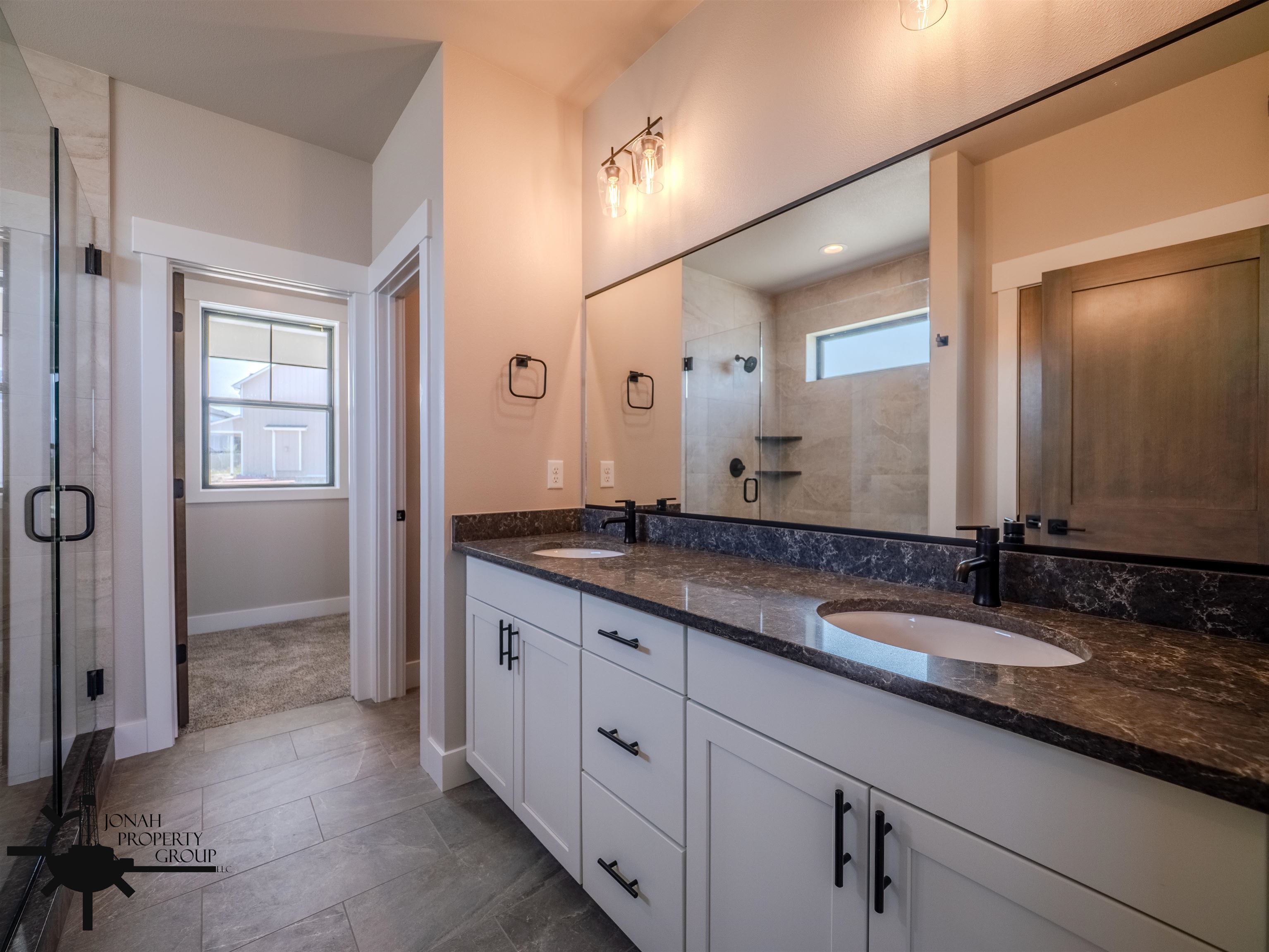 5401 Dolomite Circle Casper, WY 82609 - Photo 6 of 14