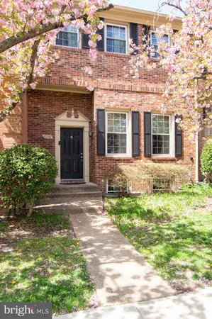 $649,000 | 8230 La Faye Court, Alexandria, VA 22306