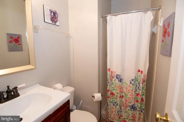 $649,000 | 8230 La Faye Court, Alexandria, VA 22306