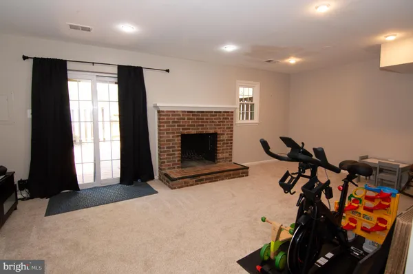 $649,000 | 8230 La Faye Court, Alexandria, VA 22306