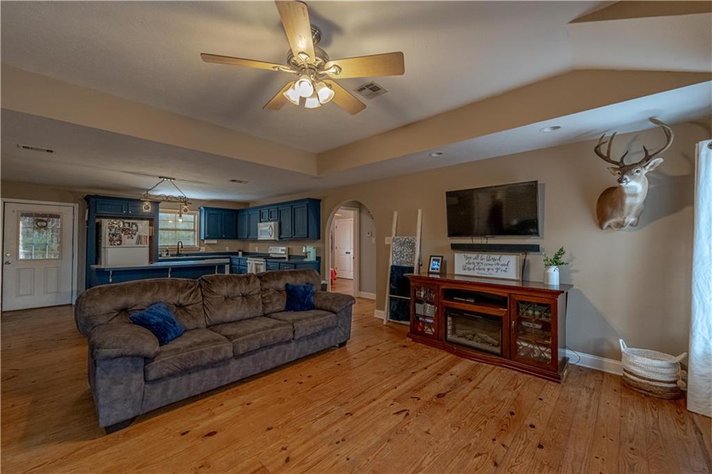 389 Walker Ferry Road Pollock, LA 71467 - Photo 11 of 26 Gallery Image 11