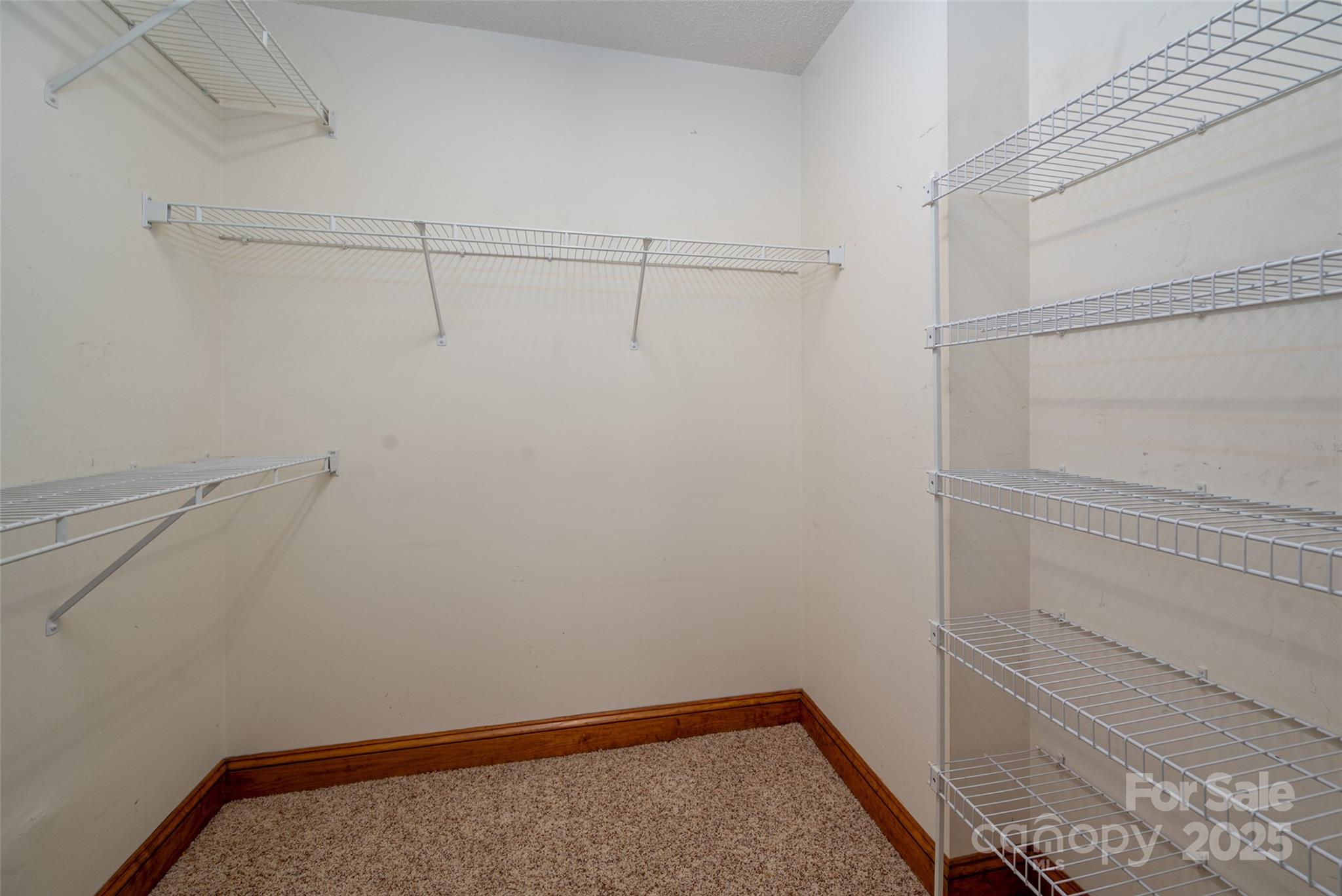 6045 Burnt Mill Run Matthews, NC 28104 - Photo 15 of 32 a view of small space