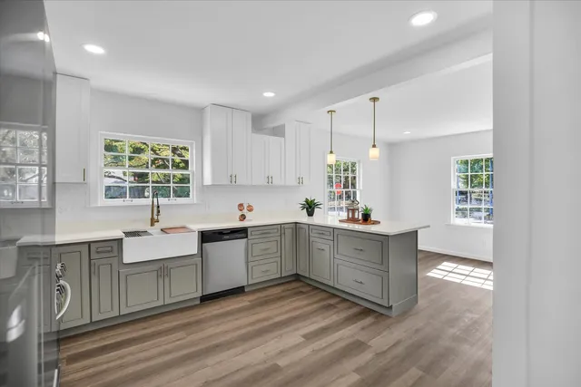 $3,050 | 1212 West Healey Street, Champaign, IL 61821