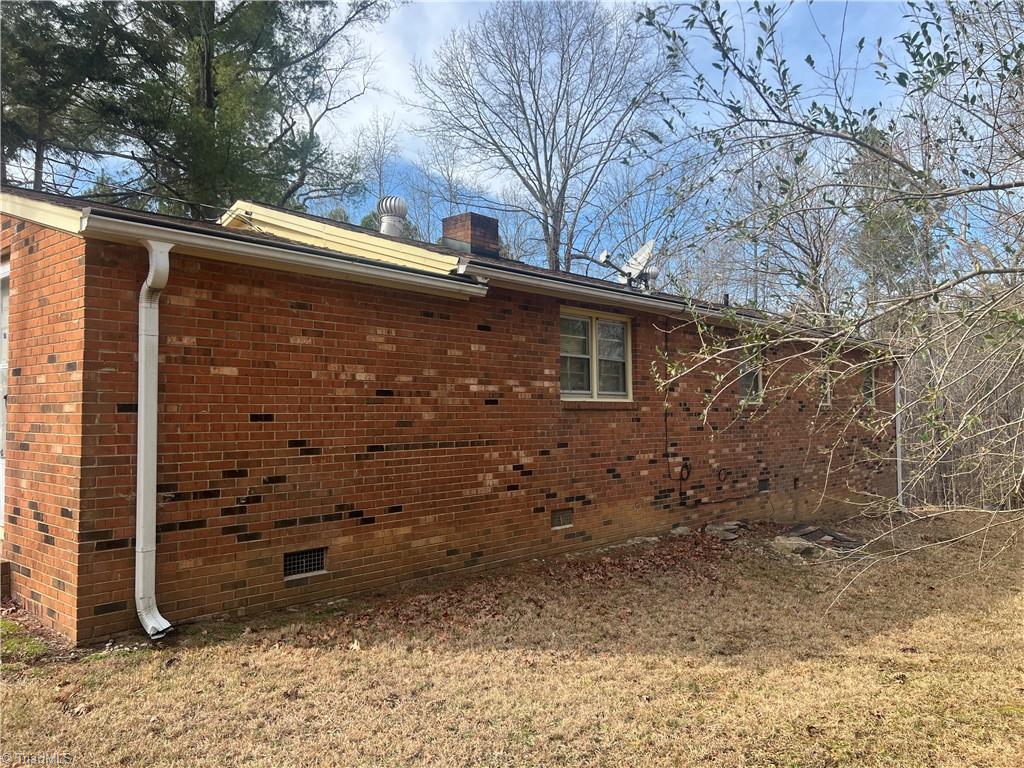 7518 Russell Road Durham, NC 27712 - Photo 5 of 10