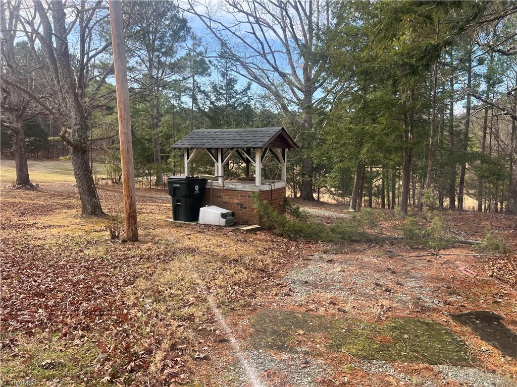 7518 Russell Road Durham, NC 27712 - Photo 6 of 10