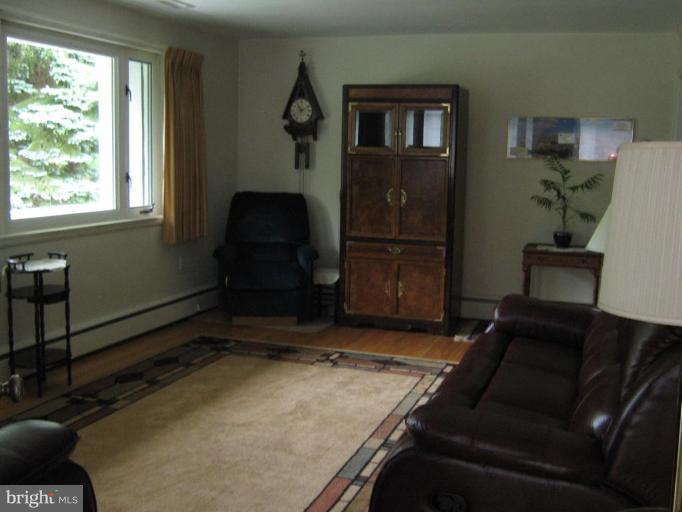 2522 Friendship Road Fallston, MD 21047 - Photo 12 of 21 Living Room