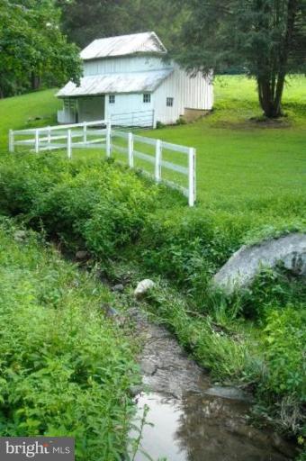 2522 Friendship Road Fallston, MD 21047 - Photo 4 of 21 Barn and Stream