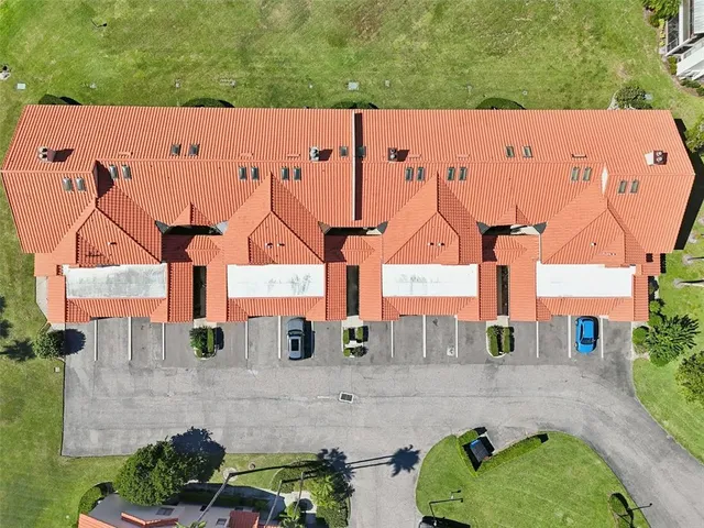 $225,000 | 703 Magnolia Place, Winter Haven, FL 33884