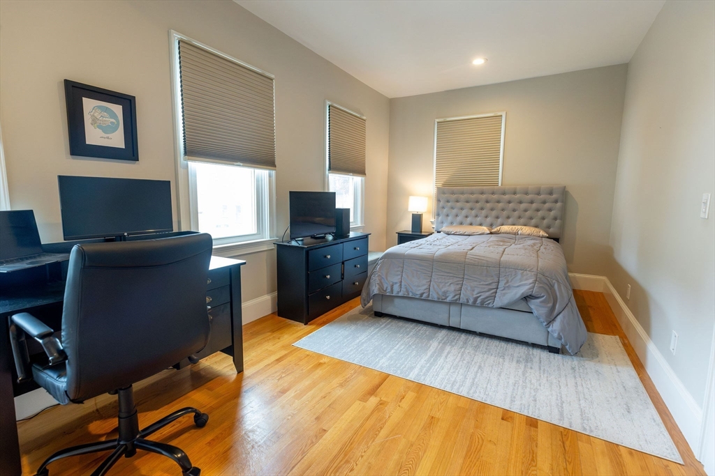 549 East 3rd Street, Unit A2 Boston, MA 02127 - Photo 14 of 27