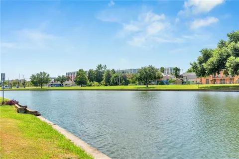 $270,000 | 818 Moss Street, Unit 101, New Orleans, LA 70119