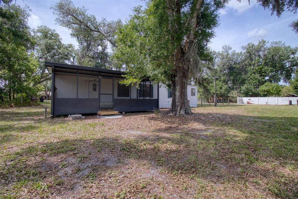 6804 Stafford Road Plant City, FL 33565 - Photo 20 of 24 a house view with backyard space