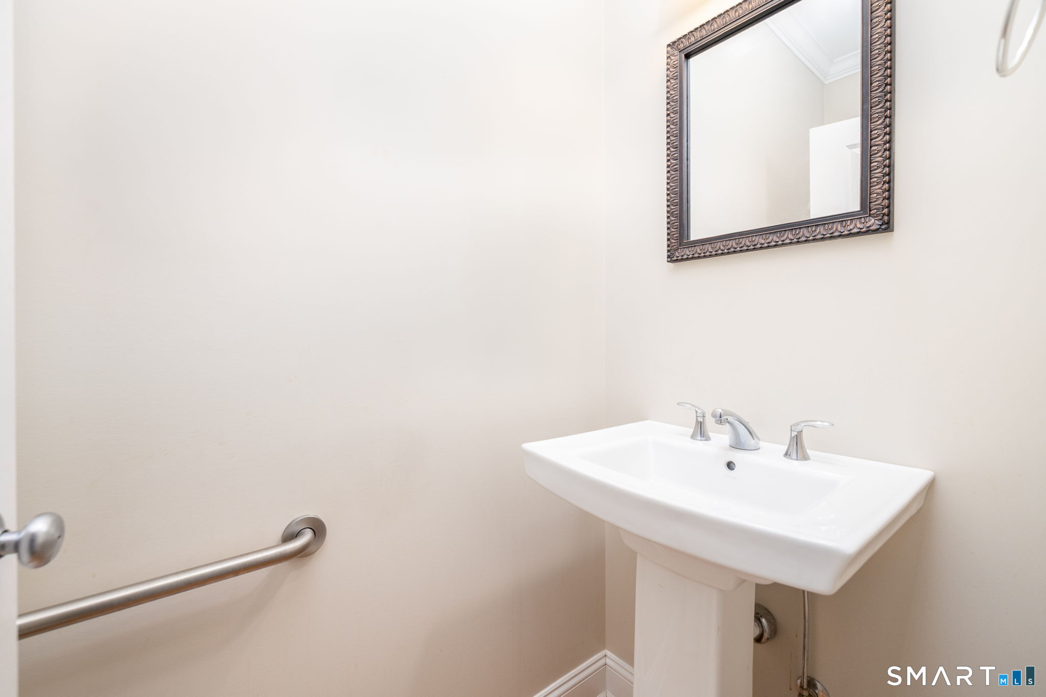 16 Carson Way Simsbury, CT 06070 - Photo 22 of 40