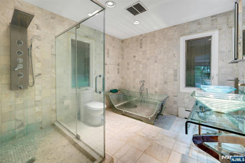 737 Ridge Road Butler, NJ 07405 - Photo 14 of 31