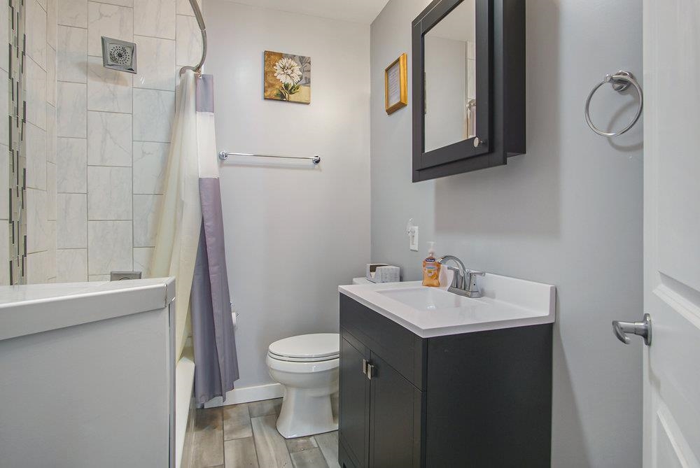 51819 Grape Road Granger, IN 46530 - Photo 18 of 29 Gallery Image 18