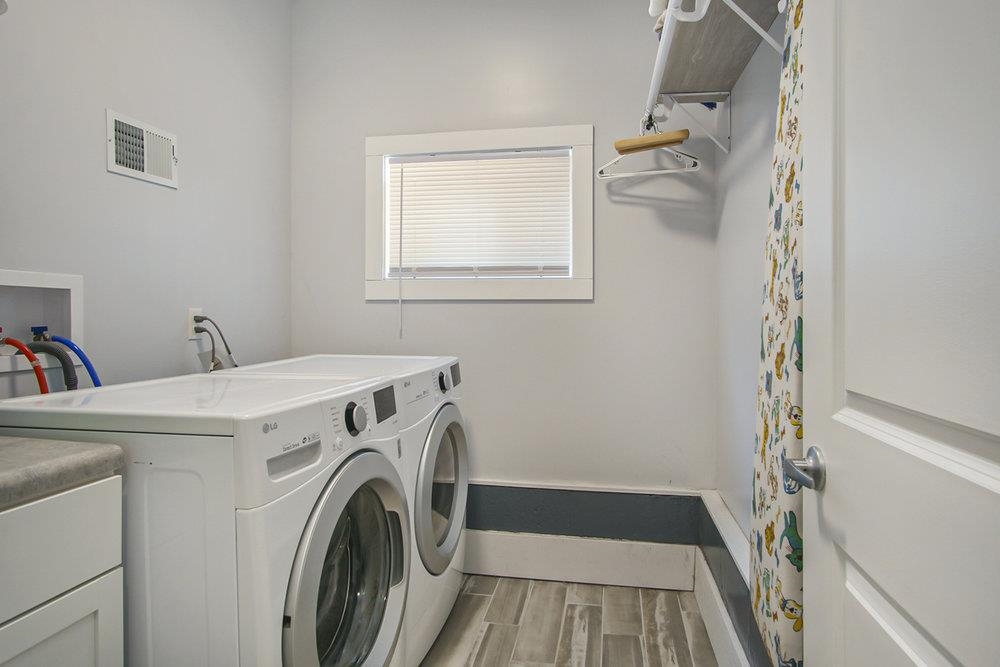 51819 Grape Road Granger, IN 46530 - Photo 19 of 29 Gallery Image 19