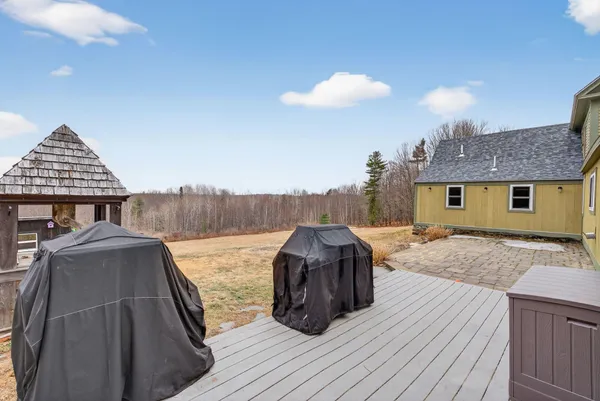 $620,000 | 307 Highway 41, Winthrop, ME 04364